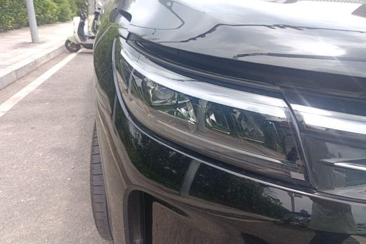 Used Hima AITO M7 2024 1.5T Intelligent Drive 4WD Ultra Version 5 Seats Right Front Headlight