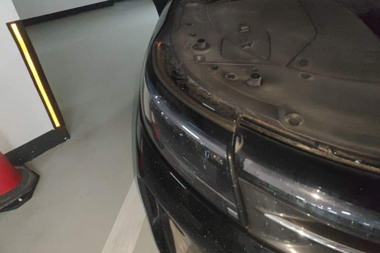 Used Hima AITO M7 2024 1.5T Intelligent Driving Rear-Drive Pro Version 5 Seats Right Front Headlight