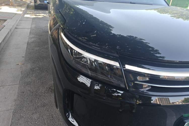 Used Hima AITO M7 2024 1.5T Intelligent Driving Rear-Drive Pro Version 5 Seats Right Front Headlight