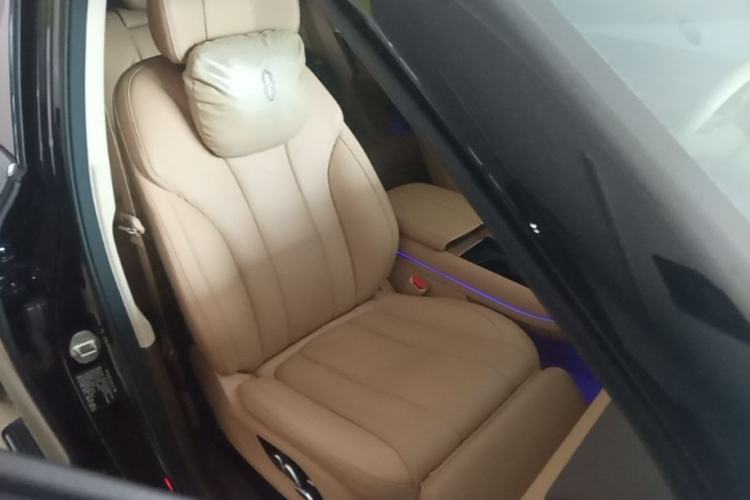 Used Hima AITO M7 2024 1.5T Intelligent Driving Rear-Drive Max Edition 5 Seats Right Front Seat
