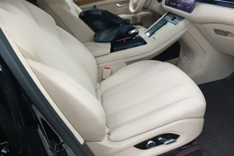 Used Hima AITO M7 2024 1.5T Intelligent Driving 4WD Max Edition 5 Seats Right Front Seat
