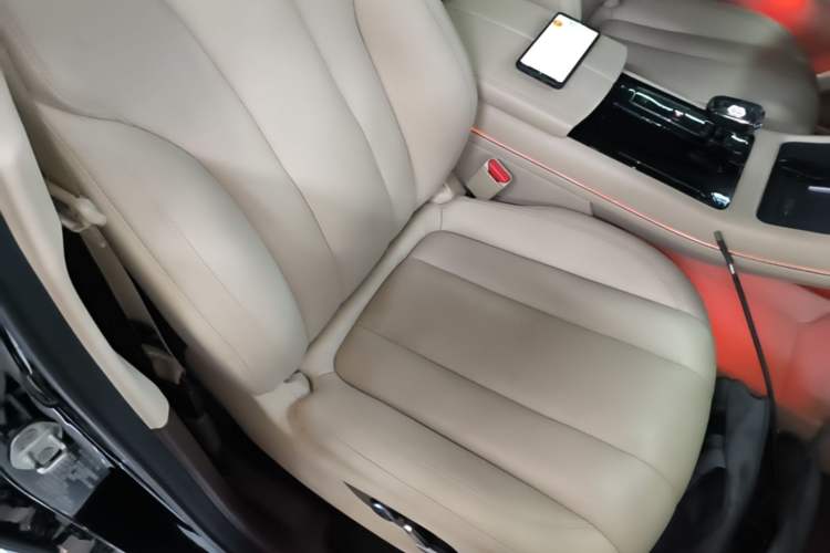 Used Hima AITO M7 2024 1.5T Intelligent Driving Rear-Drive Pro Version 5 Seats Right Front Seat