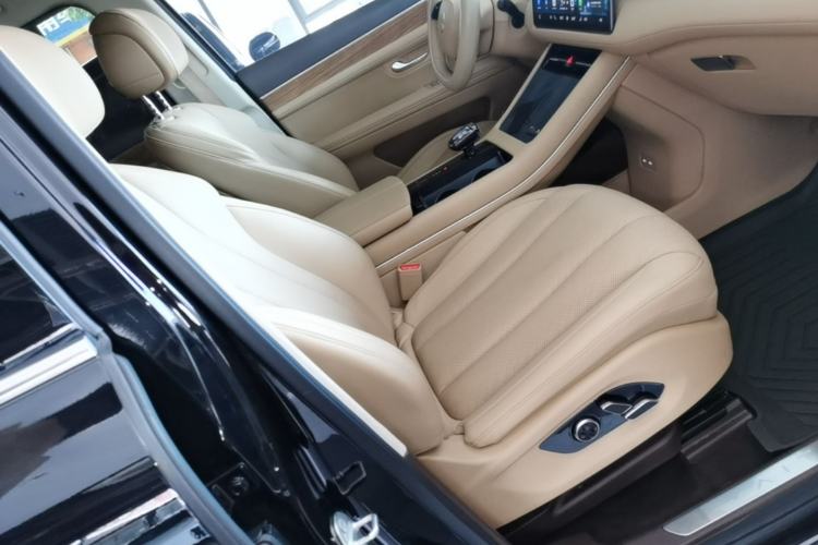Used Hima AITO M7 2024 1.5T Intelligent Driving 4WD Max Edition 5 Seats Right Front Seat