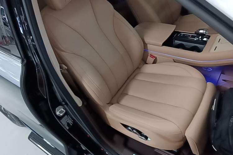 Used Hima AITO M7 2024 1.5T Intelligent Driving Rear-Drive Max Edition 5 Seats Right Front Seat