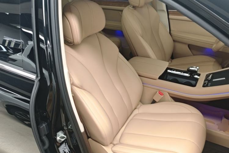 Used Hima AITO M7 2024 1.5T Intelligent Driving Rear-Drive Pro Version 5 Seats Right Front Seat