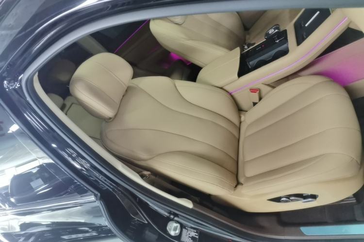 Used Hima AITO M7 2024 1.5T Intelligent Drive Rear-Drive Ultra Version 5 Seats Right Front Seat