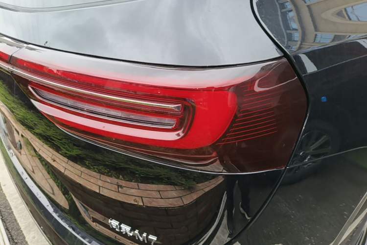 Used Hima AITO M7 2024 1.5T Intelligent Driving Rear-Drive Pro Version 5 Seats Right Rear Taillight