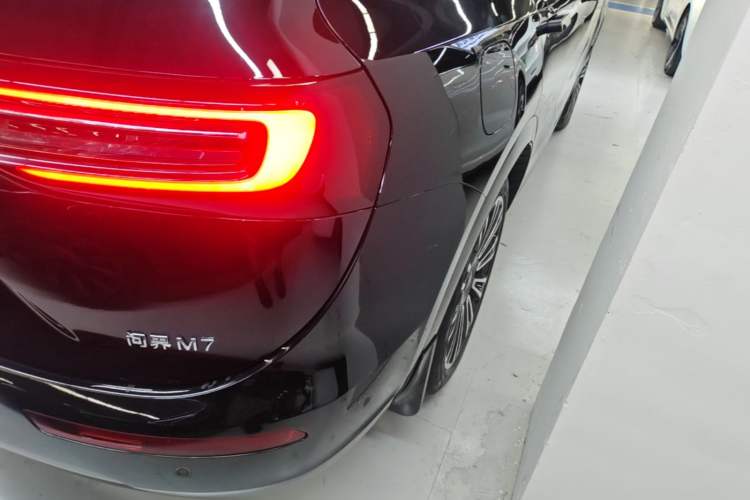 Used Hima AITO M7 2024 1.5T Intelligent Drive 4WD Ultra Version 5 Seats Right Rear Taillight
