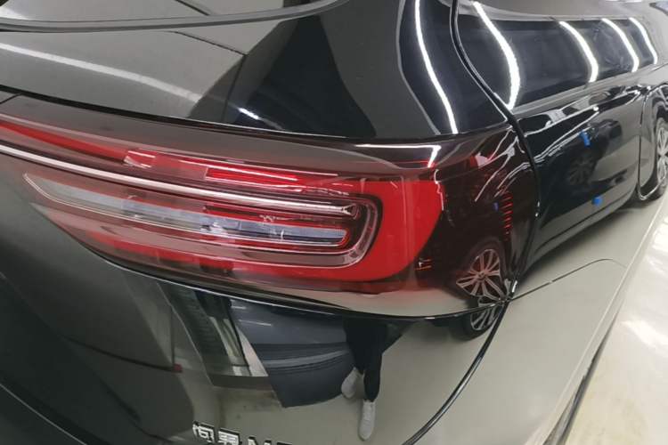 Used Hima AITO M7 2024 1.5T Intelligent Driving Rear-Drive Pro Version 5 Seats Right Rear Taillight