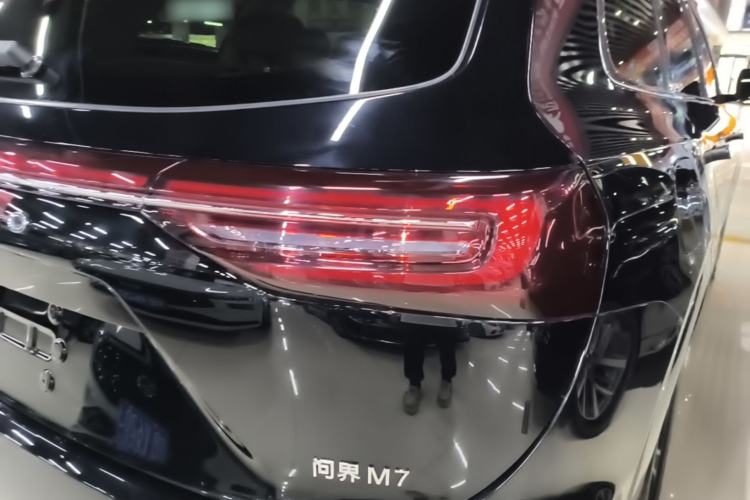 Used Hima AITO M7 2024 1.5T Intelligent Driving Rear-Drive Pro Version 5 Seats Right Rear Taillight