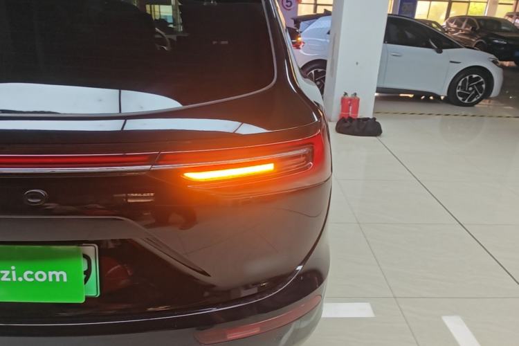 Used Hima AITO M7 2024 1.5T Intelligent Driving Rear-Drive Max Edition 5 Seats Right Rear Taillight