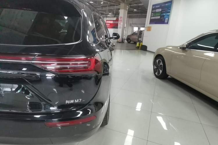 Used Hima AITO M7 2024 1.5T Intelligent Drive 4WD Ultra Version 5 Seats Right Rear Taillight