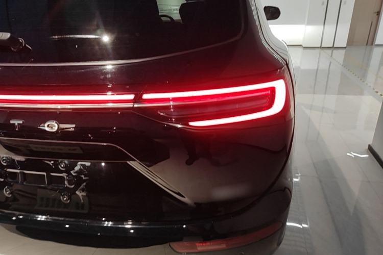 Used Hima AITO M7 2024 1.5T Intelligent Drive Rear-Drive Ultra Version 5 Seats Right Rear Taillight