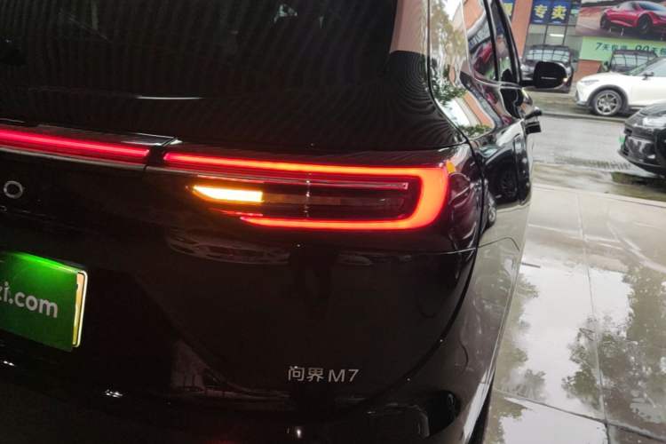 Used Hima AITO M7 2024 1.5T Intelligent Drive Rear-Drive Ultra Version 5 Seats Right Rear Taillight