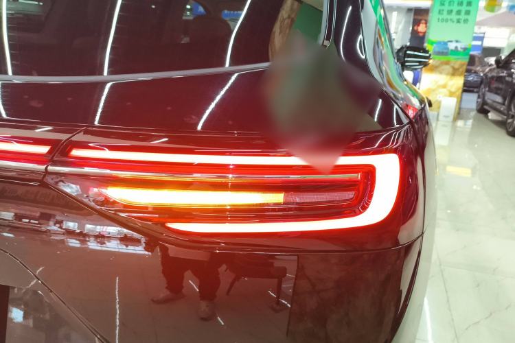 Used Hima AITO M7 2024 1.5T Intelligent Driving Rear-Drive Ultra Version 6 Seats Right Rear Taillight
