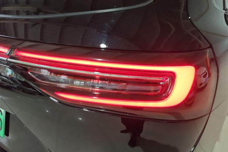Used Hima AITO M7 2024 1.5T Intelligent Driving Rear-Drive Pro Version 5 Seats Right Rear Taillight