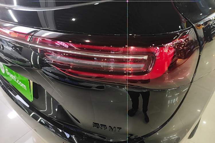 Used Hima AITO M7 2024 1.5T Intelligent Driving 4WD Max Edition 5 Seats Right Rear Taillight