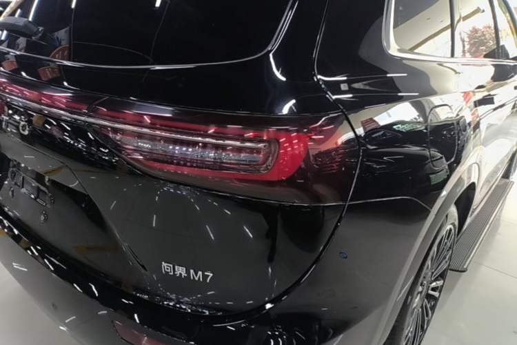 Used Hima AITO M7 2024 1.5T Intelligent Driving 4WD Pro Edition 5 Seats Right Rear Taillight