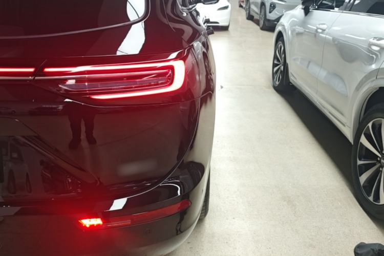 Used Hima AITO M7 2024 1.5T Intelligent Driving Rear-Drive Pro Version 5 Seats Right Rear Taillight
