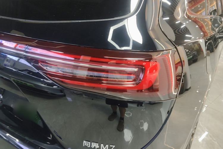 Used Hima AITO M7 2024 1.5T Intelligent Driving 4WD Max Edition 5 Seats Right Rear Taillight