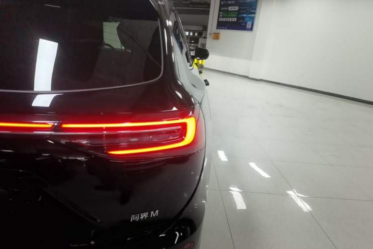 Used Hima AITO M7 2024 1.5T Intelligent Drive 4WD Ultra Version 5 Seats Right Rear Taillight