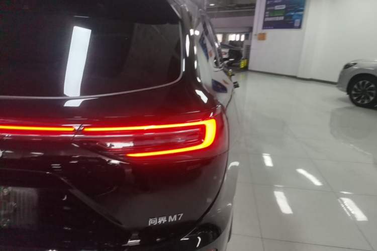 Used Hima AITO M7 2024 1.5T Intelligent Drive Rear-Drive Ultra Version 5 Seats Right Rear Taillight