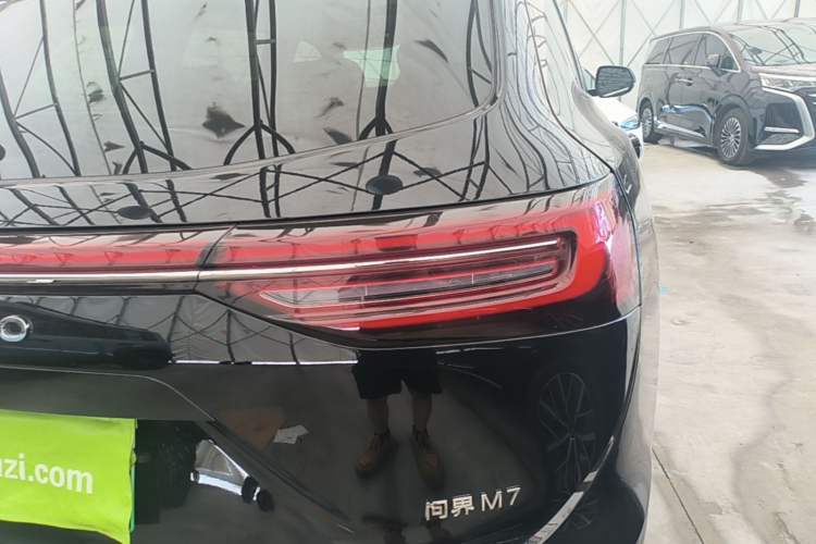 Used Hima AITO M7 2024 1.5T Rear-Drive Plus Version 5 Seats Right Rear Taillight