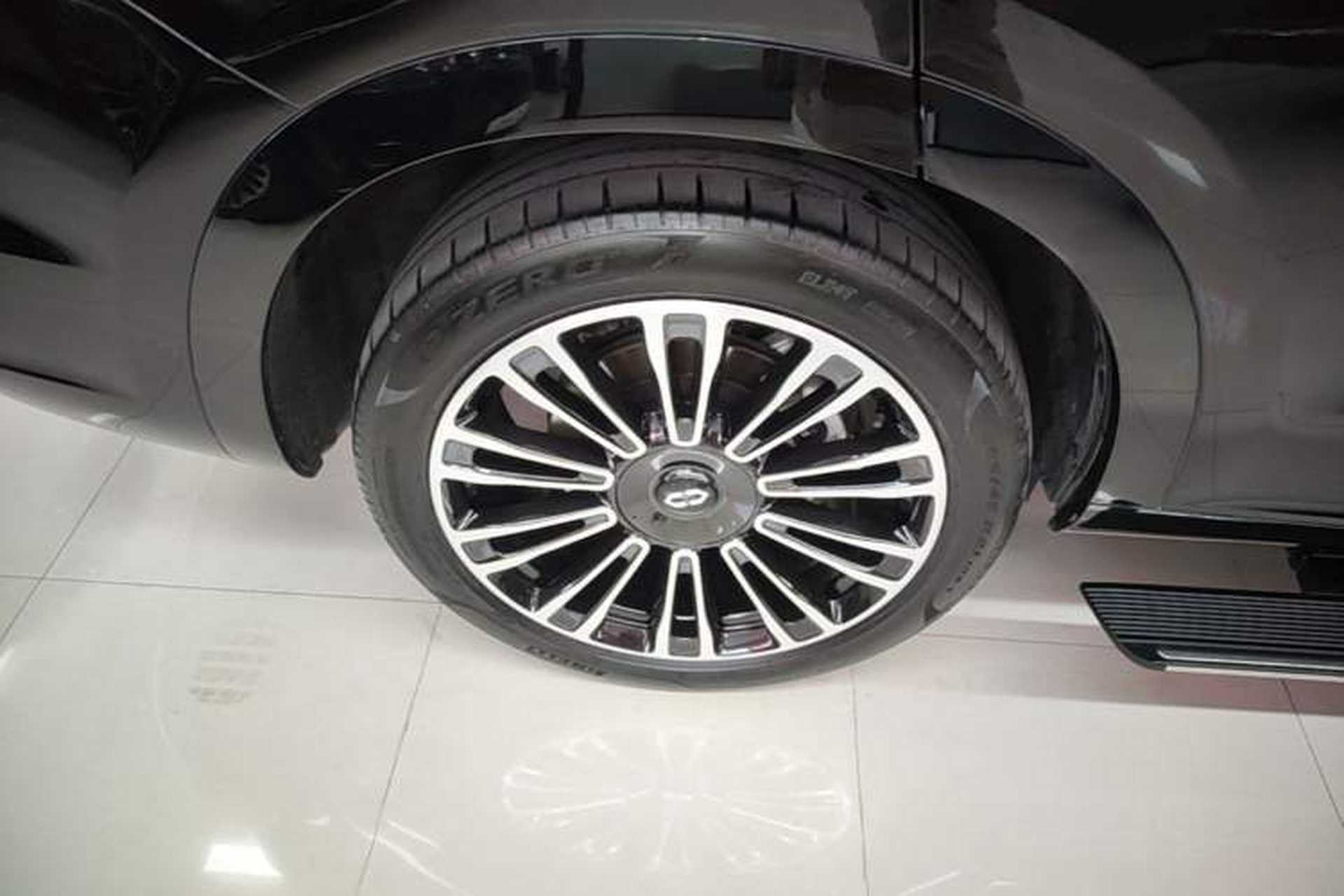 Used Hima AITO M7 2024 1.5T Intelligent Drive Rear-Drive Ultra Version 5 Seats Right Rear Wheel Hub