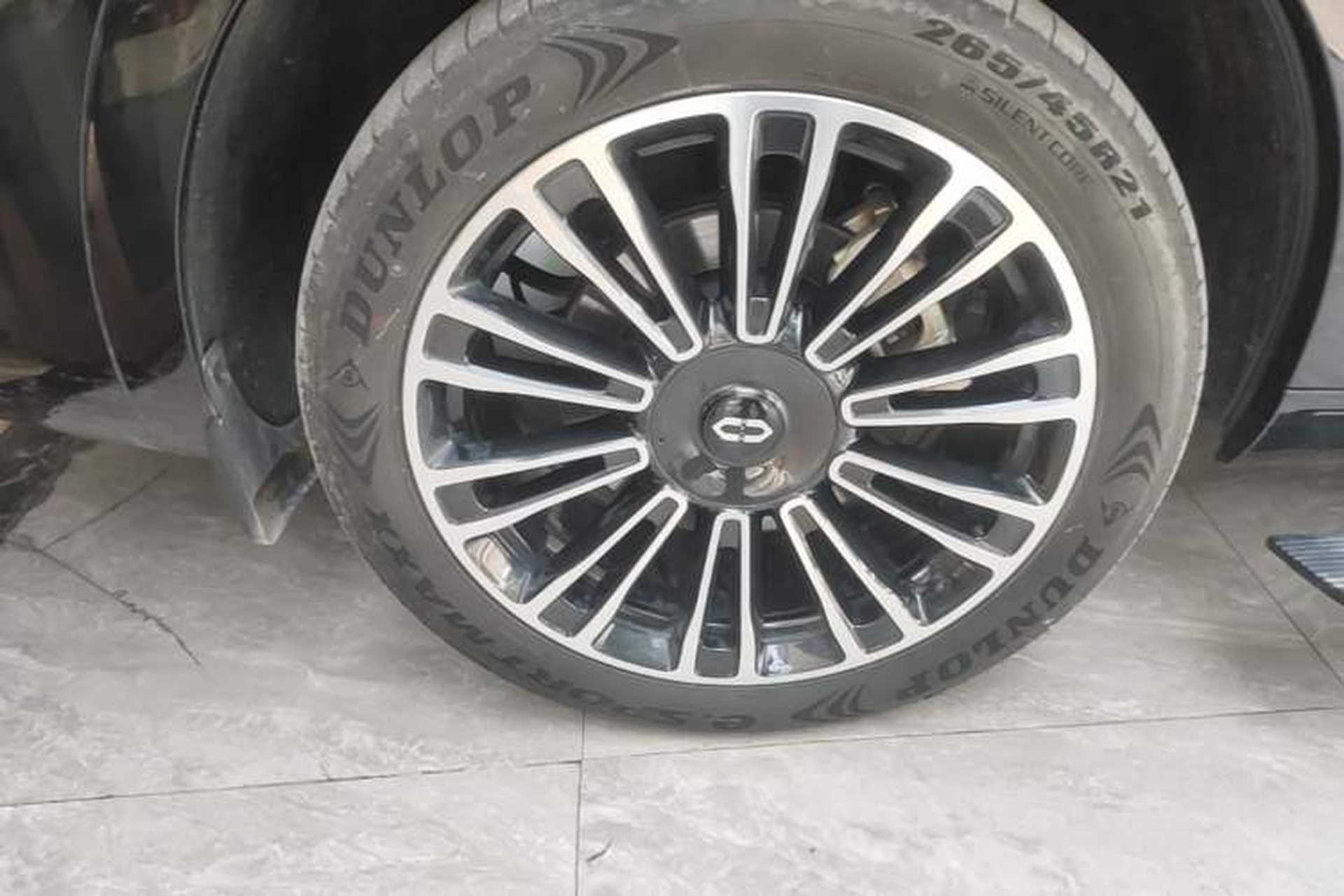 Used Hima AITO M7 2024 1.5T Intelligent Drive Rear-Drive Ultra Version 5 Seats Right Rear Wheel Hub