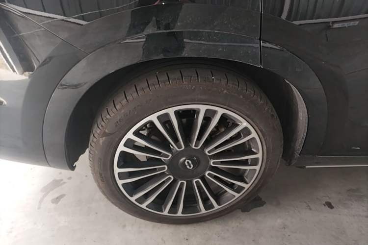 Used Hima AITO M7 2024 1.5T Intelligent Drive 4WD Ultra Version 5 Seats Right Rear Wheel Hub