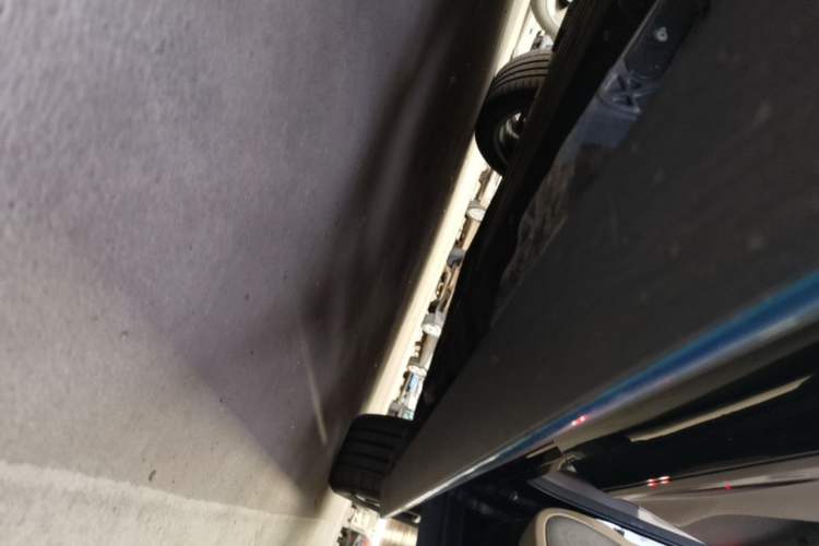 Used Hima AITO M7 2024 1.5T Intelligent Drive 4WD Ultra Version 5 Seats Right Side Sill