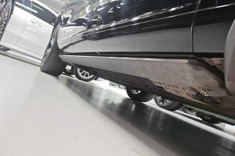 Used Hima AITO M7 2024 1.5T Intelligent Drive 4WD Ultra Version 5 Seats Right Side Sill