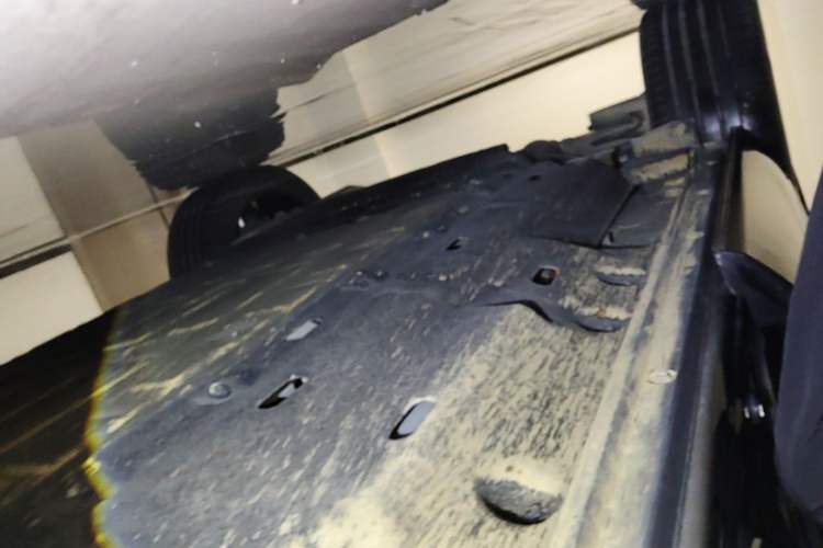 Used Hima AITO M7 2024 1.5T Rear-Drive Plus Version 5 Seats Right Side Sill