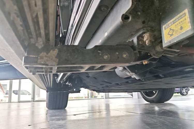 Used Hima AITO M7 2024 1.5T Intelligent Drive Rear-Drive Ultra Version 5 Seats Right Side Sill