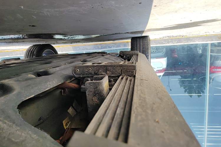 Used Hima AITO M7 2024 1.5T Intelligent Driving Rear-Drive Pro Version 5 Seats Right Side Sill
