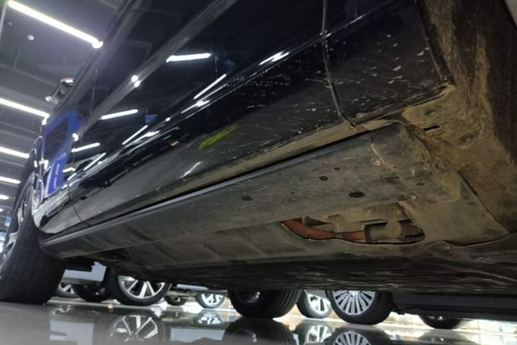 Used Hima AITO M7 2024 1.5T Intelligent Drive 4WD Ultra Version 5 Seats Right Side Sill