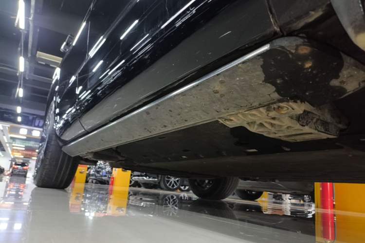 Used Hima AITO M7 2024 1.5T Intelligent Driving 4WD Pro Edition 5 Seats Right Side Sill
