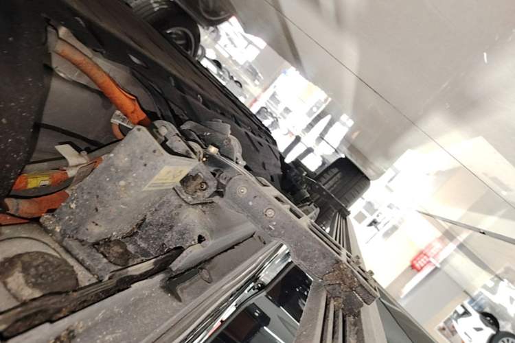 Used Hima AITO M7 2024 1.5T Intelligent Drive Rear-Drive Ultra Version 5 Seats Right Side Sill