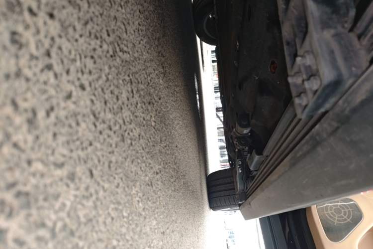 Used Hima AITO M7 2024 1.5T Intelligent Driving Rear-Drive Pro Version 5 Seats Right Side Sill
