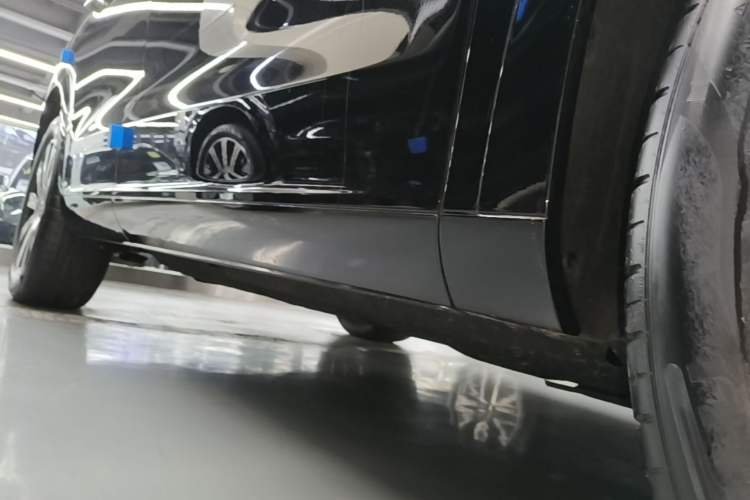 Used Hima AITO M7 2024 1.5T Intelligent Driving Rear-Drive Pro Version 5 Seats Right Side Sill