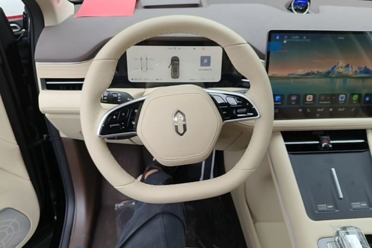 Used Hima AITO M7 2024 1.5T Intelligent Driving Rear-Drive Pro Version 5 Seats Steering Wheel