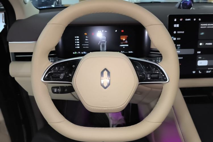 Used Hima AITO M7 2024 1.5T Intelligent Driving Rear-Drive Pro Version 5 Seats Steering Wheel