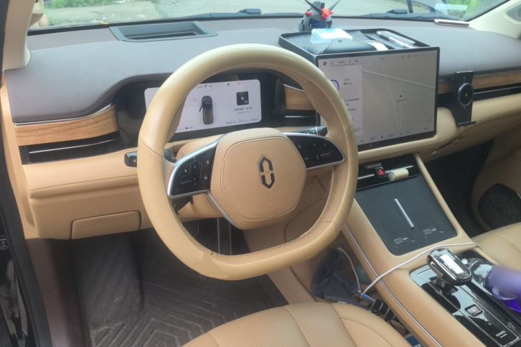 Used Hima AITO M7 2024 1.5T Intelligent Driving Rear-Drive Pro Version 6 Seats Steering Wheel