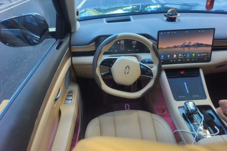 Used Hima AITO M7 2024 1.5T Intelligent Driving Rear-Drive Pro Version 5 Seats Steering Wheel