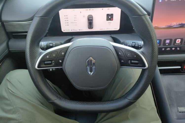 Used Hima AITO M7 2024 1.5T Intelligent Driving 4WD Max Edition 5 Seats Steering Wheel