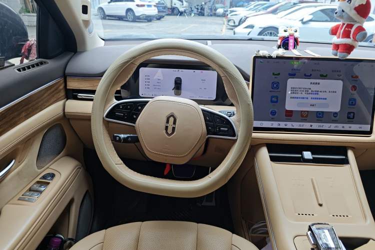 Used Hima AITO M7 2024 1.5T Intelligent Driving Rear-Drive Pro Version 6 Seats Steering Wheel