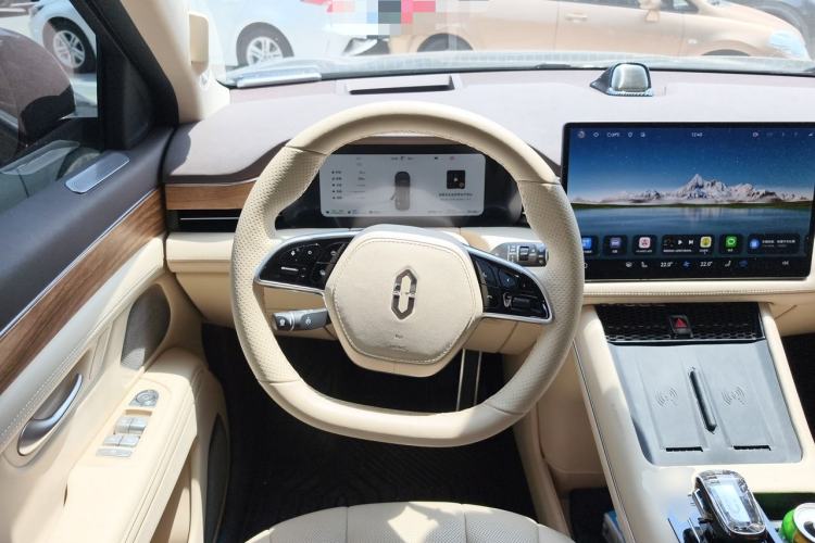 Used Hima AITO M7 2024 1.5T Intelligent Driving Rear-Drive Max Edition 5 Seats Steering Wheel
