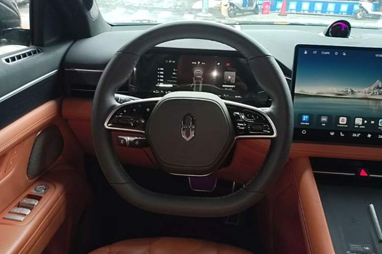 Used Hima AITO M7 2024 1.5T Intelligent Drive Rear-Drive Ultra Version 5 Seats Steering Wheel