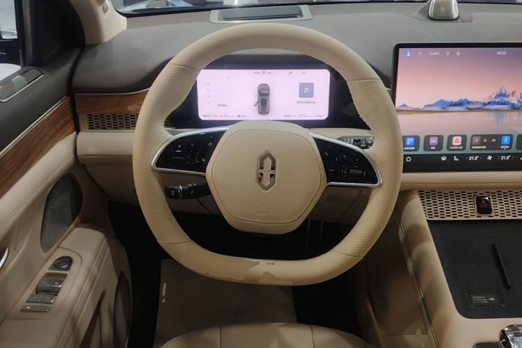 Used Hima AITO M7 2024 1.5T Intelligent Driving 4WD Max Edition 5 Seats Steering Wheel