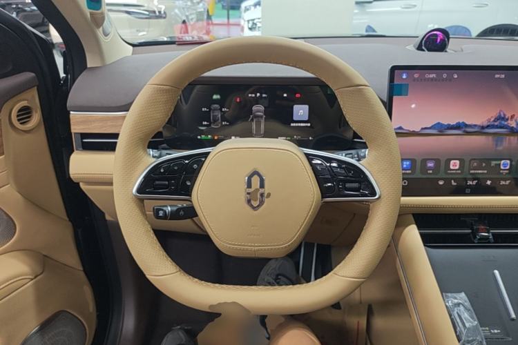 Used Hima AITO M7 2024 1.5T Intelligent Driving Rear-Drive Pro Version 5 Seats Steering Wheel